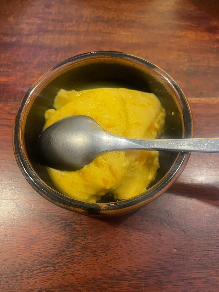 印度料理シタールのデザート(ランチメニュー)