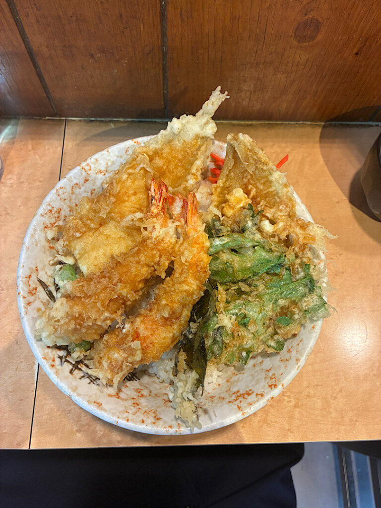 注文した、「天丼ふじ」のジャンボ天丼