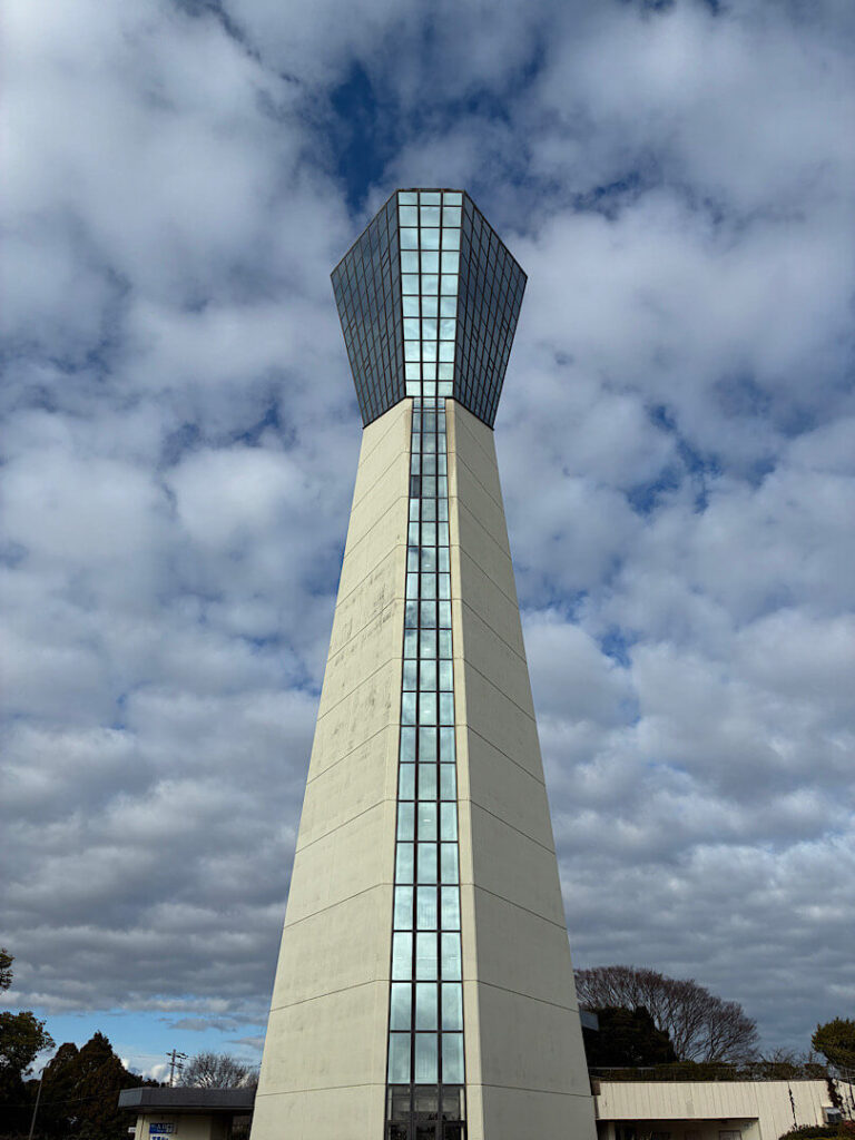 いわきマリンタワーの外観