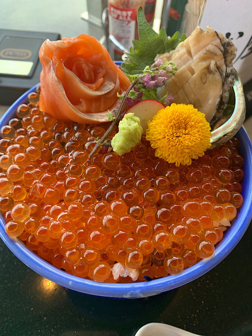 南三陸キラキラいくら丼